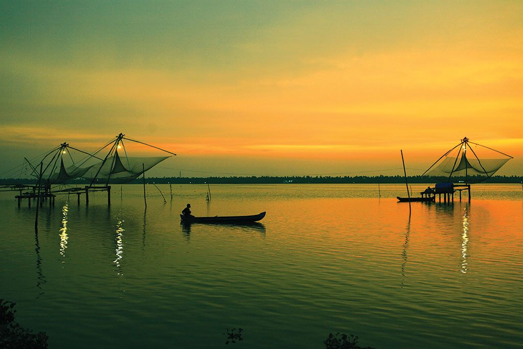 Cochin- Munnar- Alleppey Tour Package